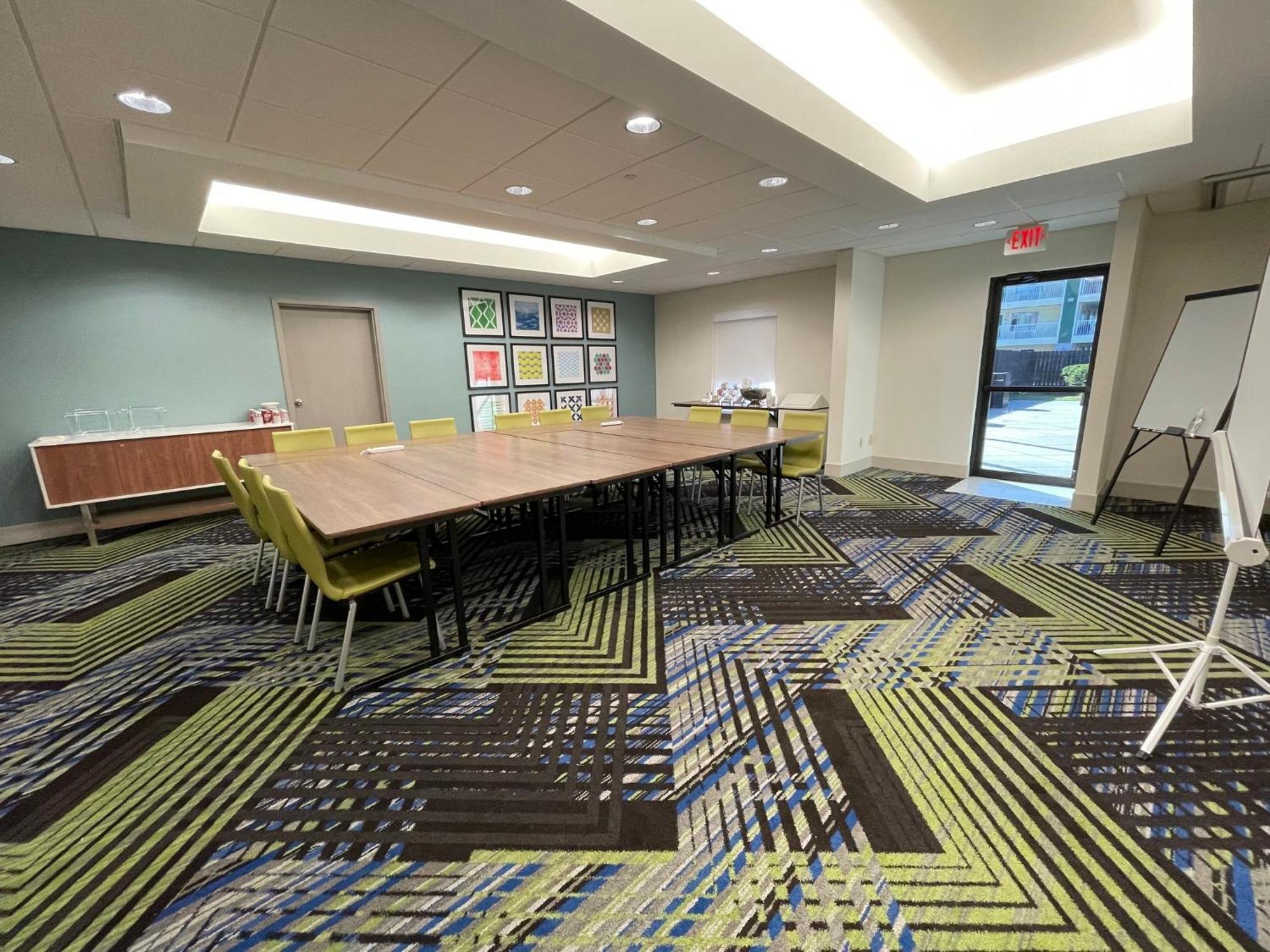 Holiday Inn Express & Suites Sulphur - Lake Charles By Ihg Zewnętrze zdjęcie
