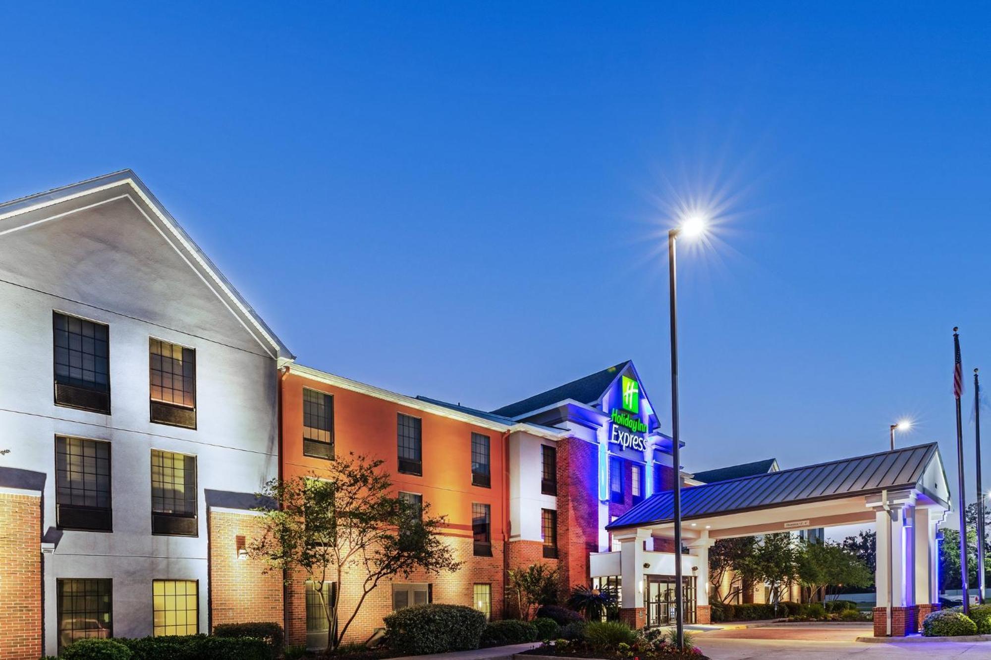 Holiday Inn Express & Suites Sulphur - Lake Charles By Ihg Zewnętrze zdjęcie