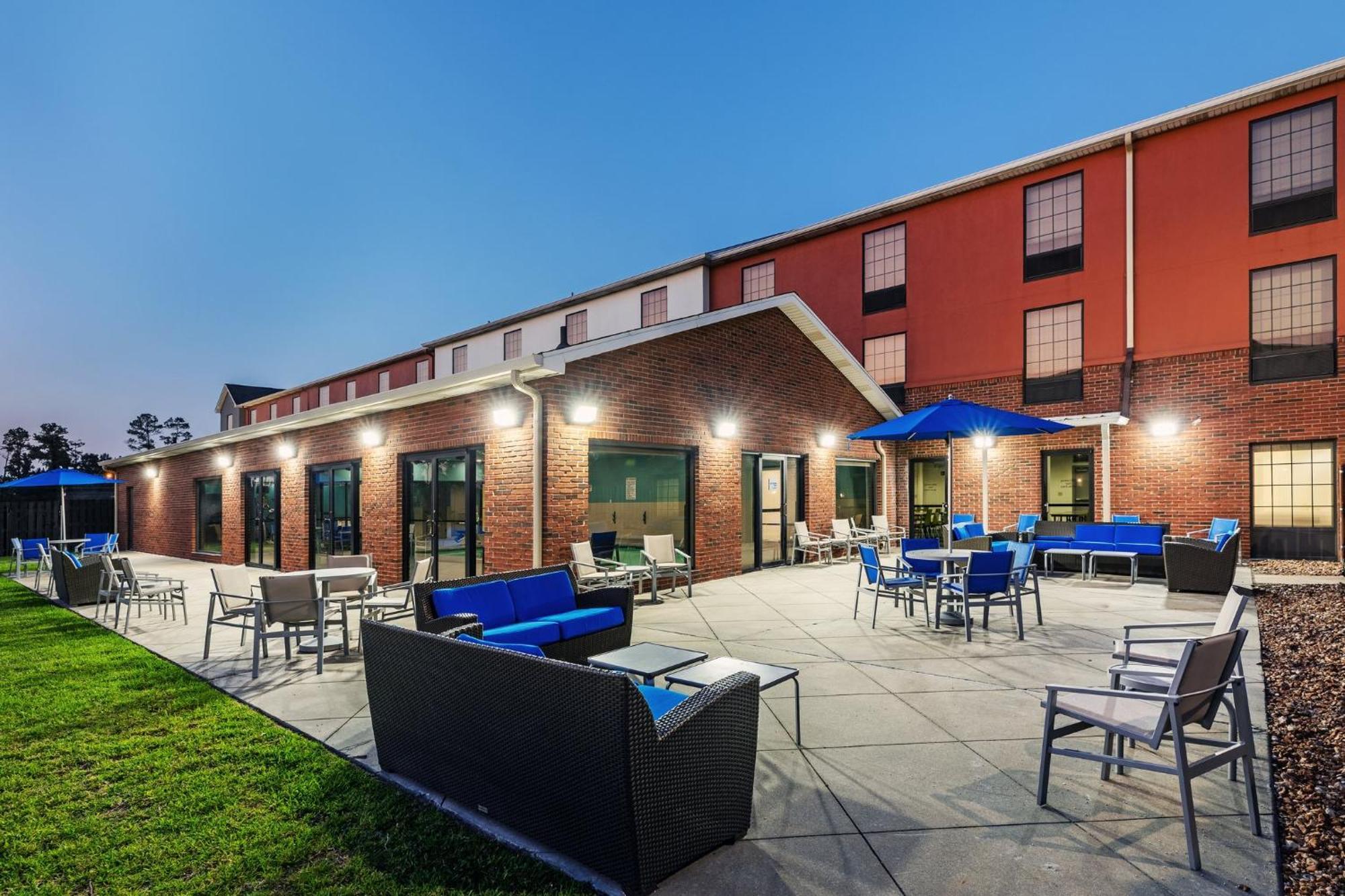 Holiday Inn Express & Suites Sulphur - Lake Charles By Ihg Zewnętrze zdjęcie