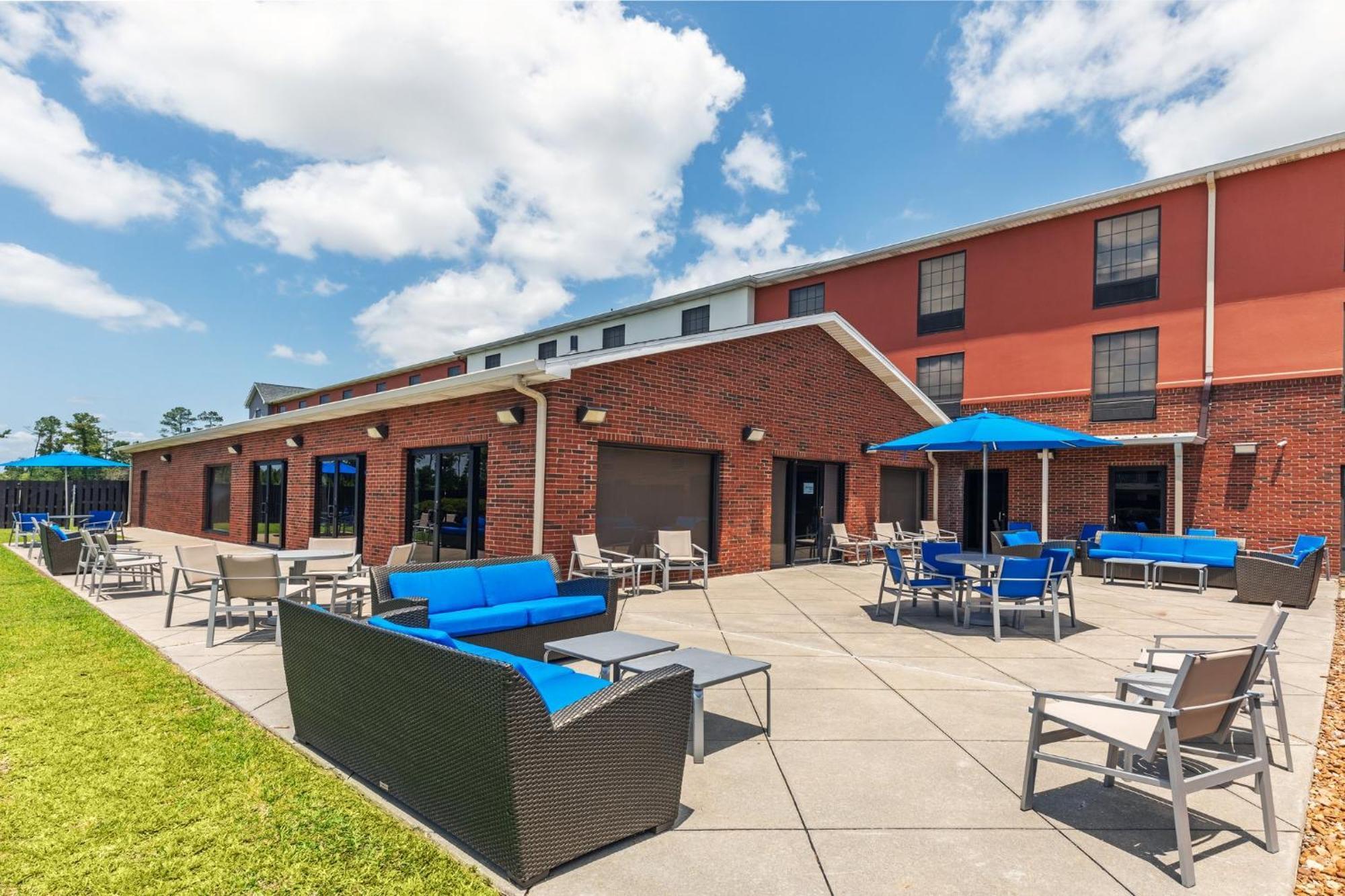 Holiday Inn Express & Suites Sulphur - Lake Charles By Ihg Zewnętrze zdjęcie