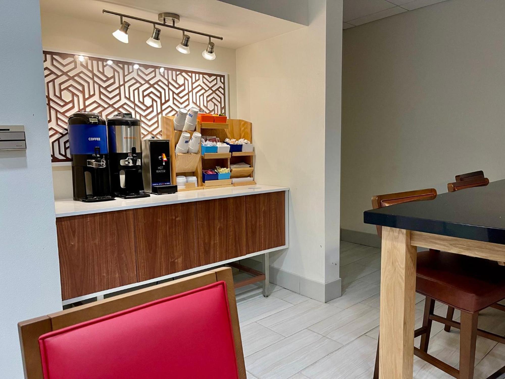 Holiday Inn Express & Suites Sulphur - Lake Charles By Ihg Zewnętrze zdjęcie